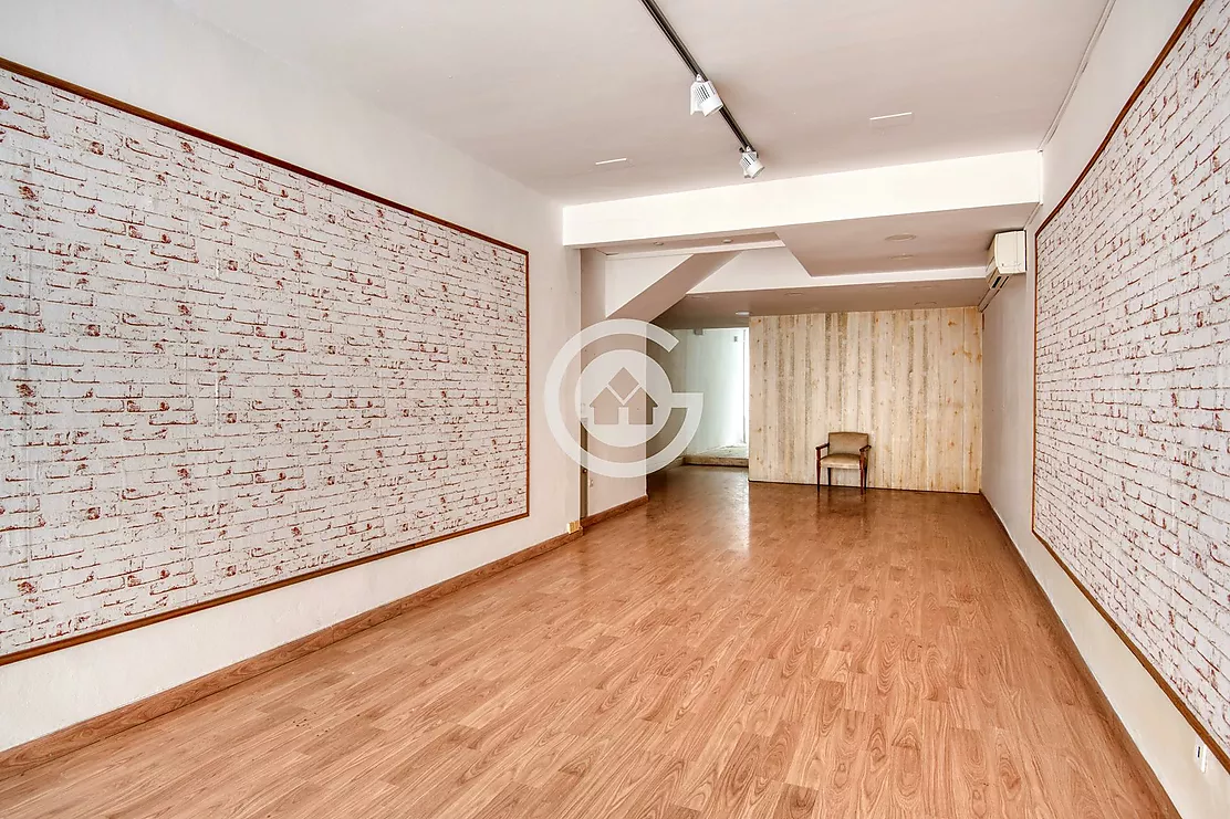 TOWNHOUSE WITH COMMERCIAL PREMISES IN THE CENTRE OF PALAFRUGELL A PROJECT WITH ENDLESS POSSIBILITIES