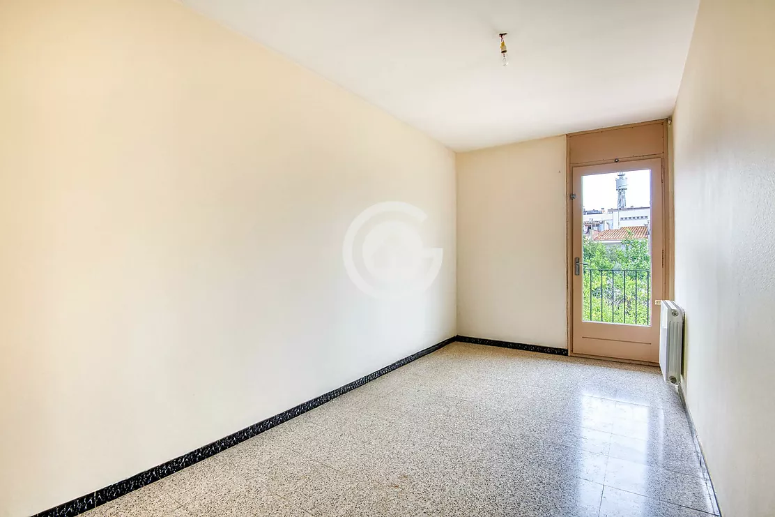 TOWNHOUSE WITH COMMERCIAL PREMISES IN THE CENTRE OF PALAFRUGELL A PROJECT WITH ENDLESS POSSIBILITIES