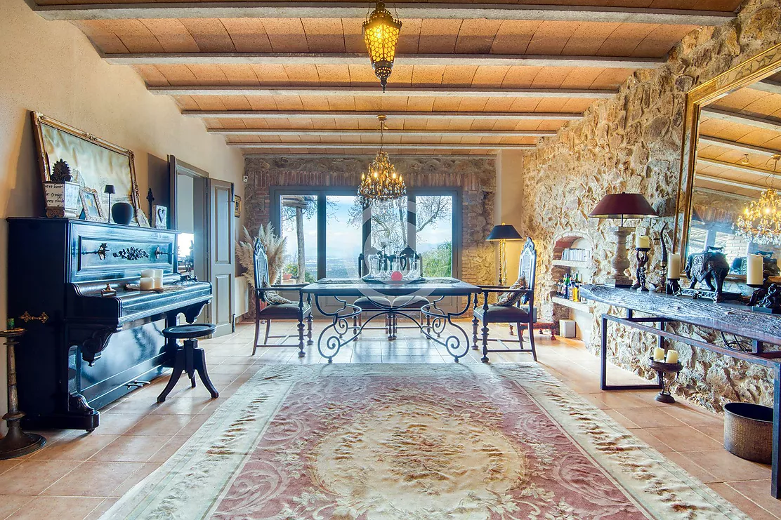 Can Merla, fully renovated 1853 farmhouse