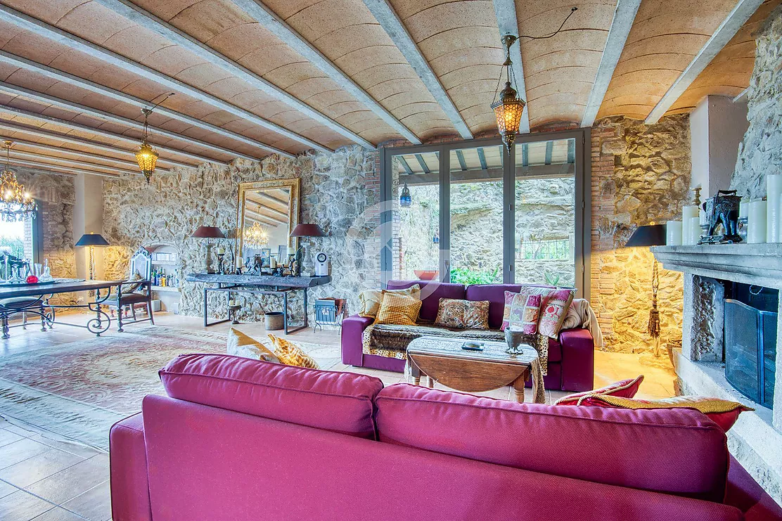 Can Merla, fully renovated 1853 farmhouse