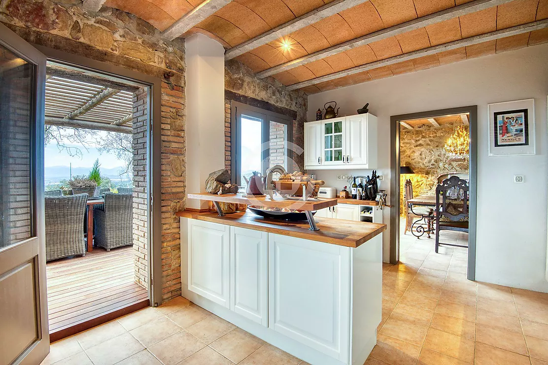 Can Merla, fully renovated 1853 farmhouse