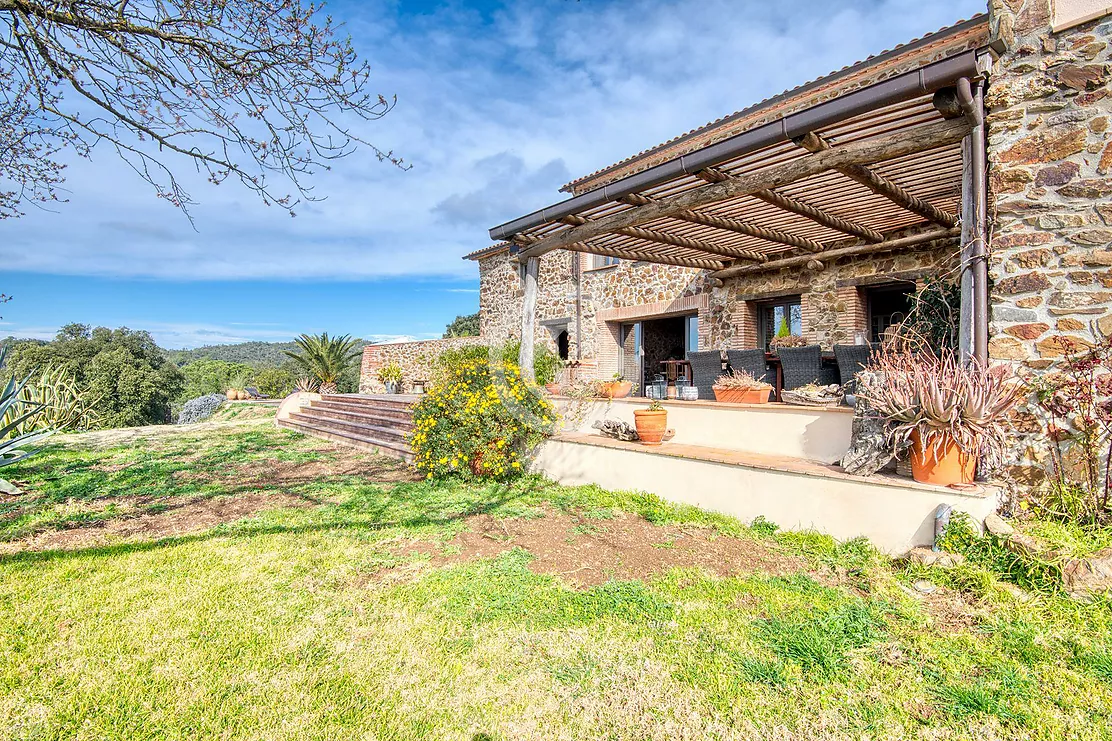 Can Merla, fully renovated 1853 farmhouse