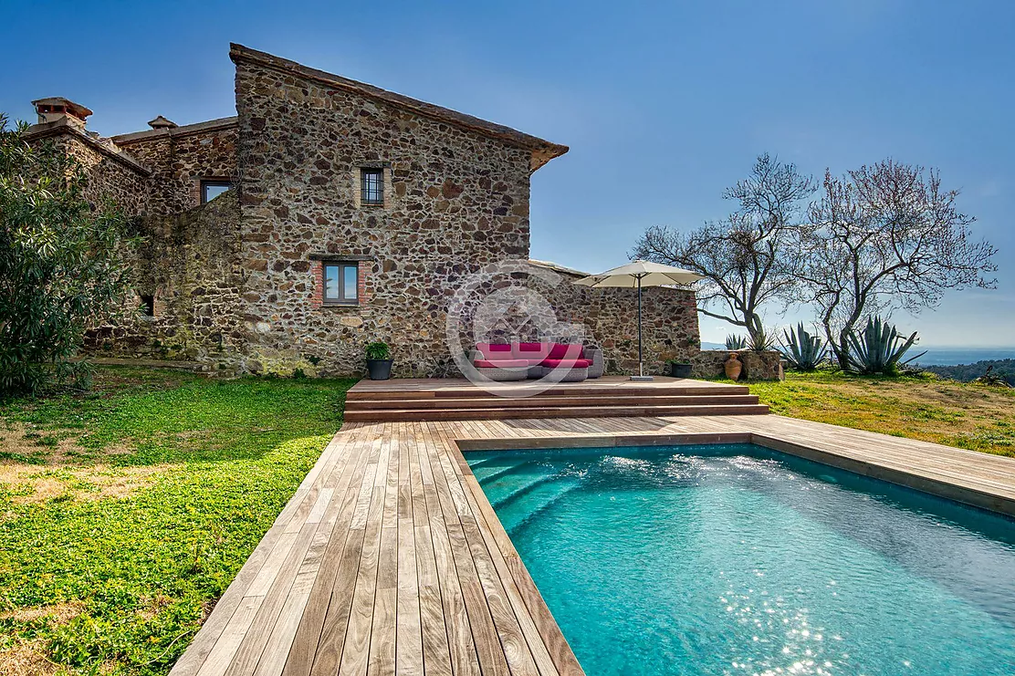 Can Merla, fully renovated 1853 farmhouse