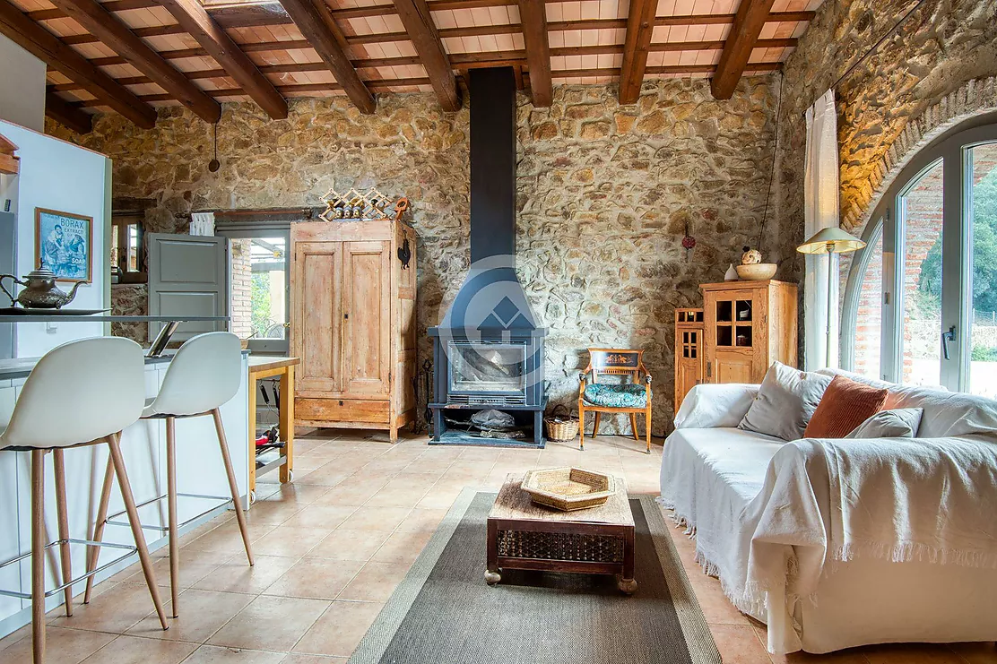 Can Merla, fully renovated 1853 farmhouse
