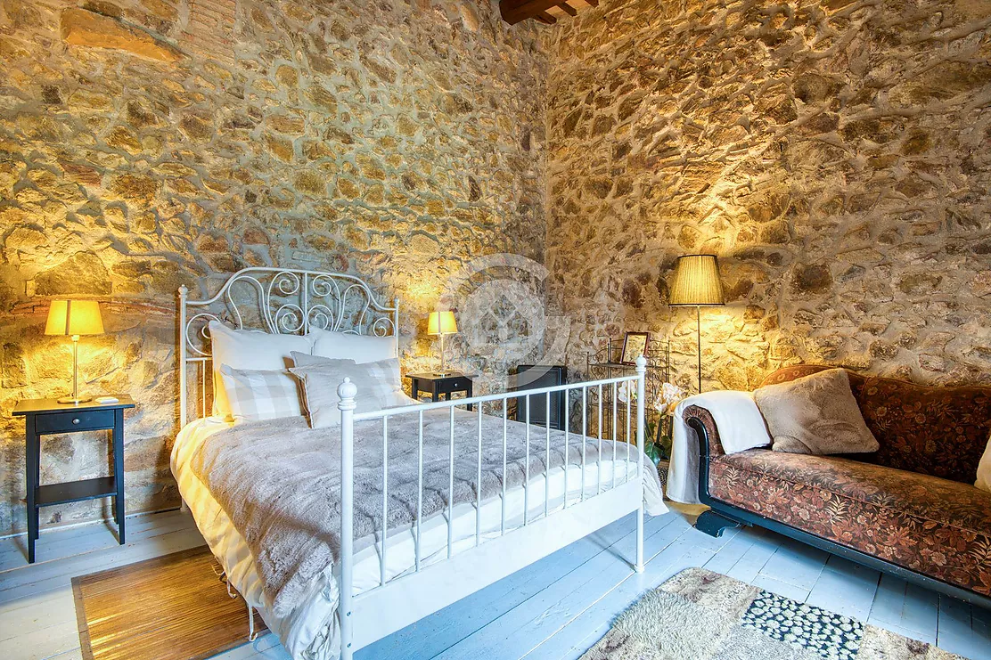Can Merla, fully renovated 1853 farmhouse