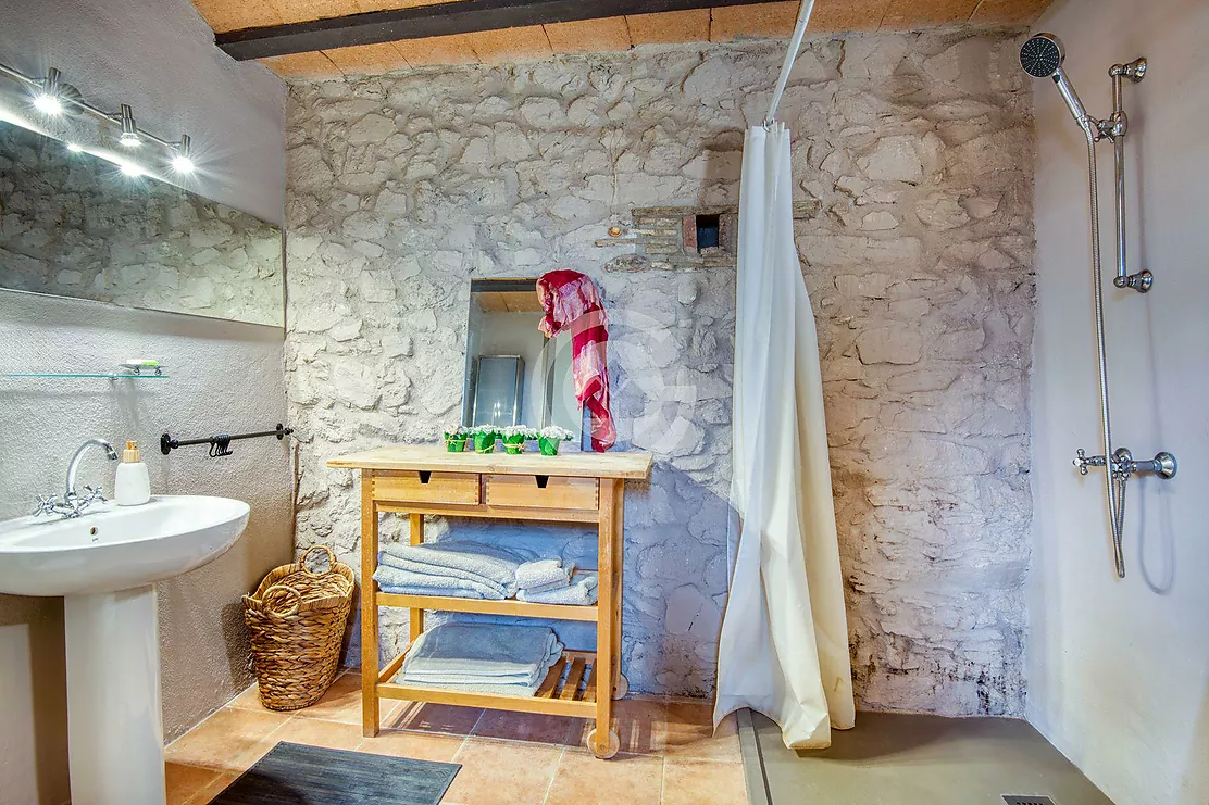 Can Merla, fully renovated 1853 farmhouse