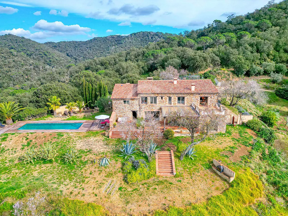 Can Merla, fully renovated 1853 farmhouse