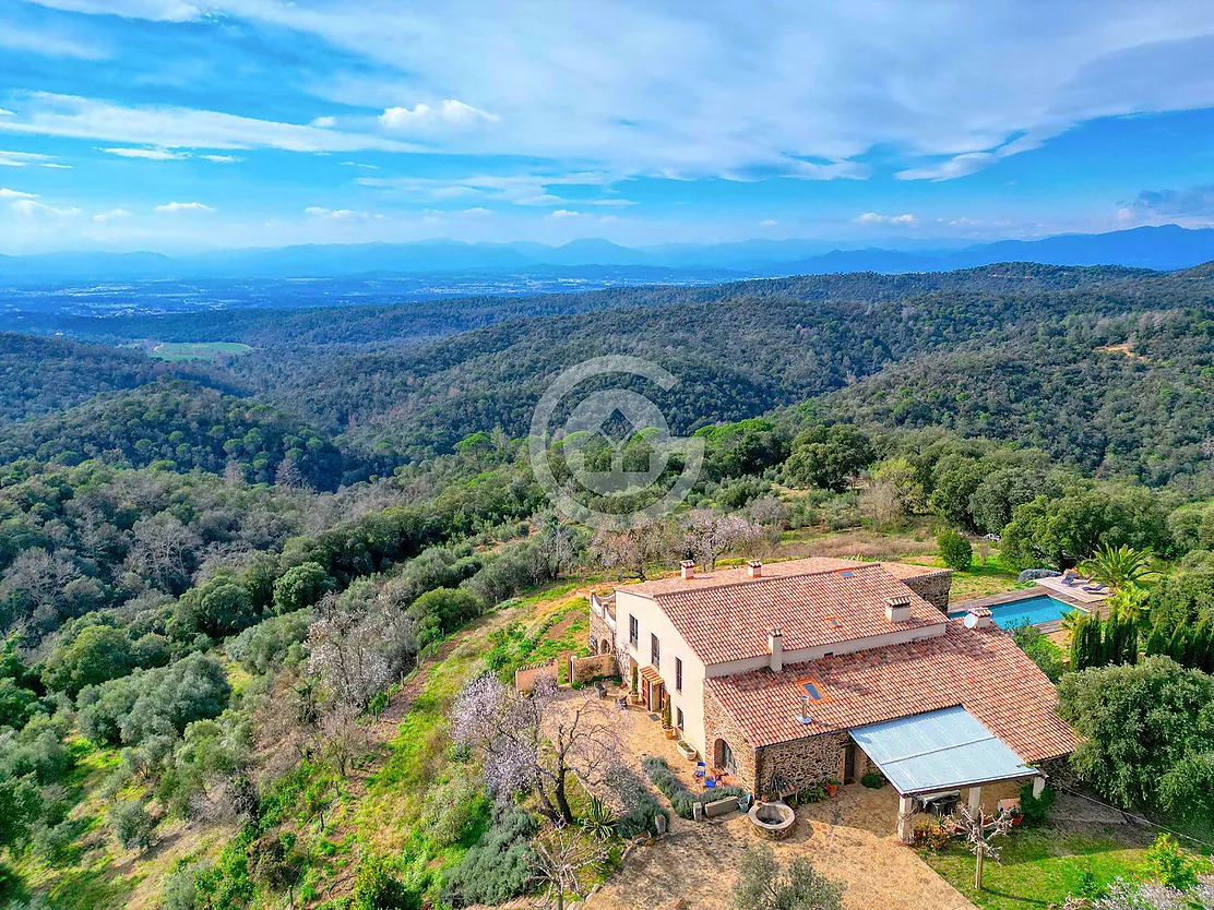Can Merla, fully renovated 1853 farmhouse