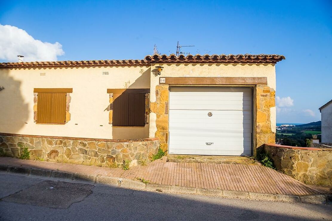 Maison avec 3 étages indépendants