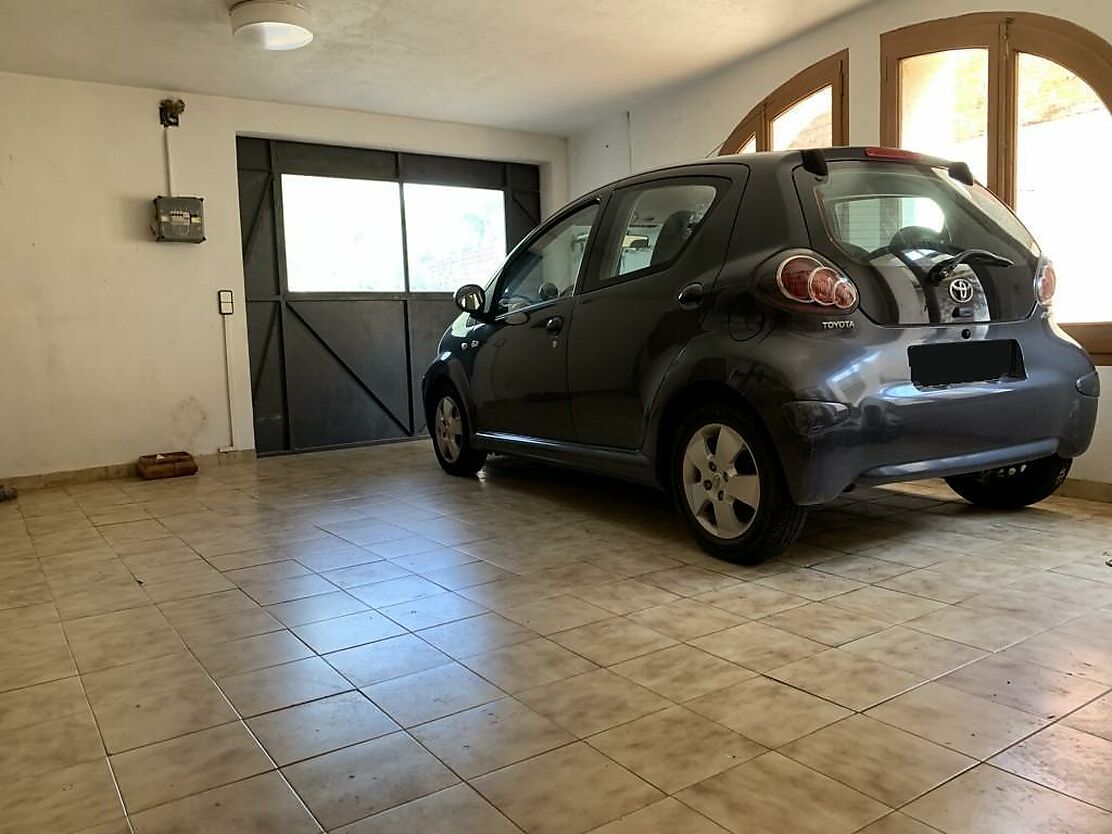 Maison spacieuse avec jardin et garage  à Riumors