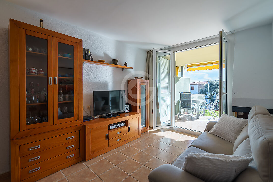 Ground floor with garden and parking space in Calella de Palafrugell