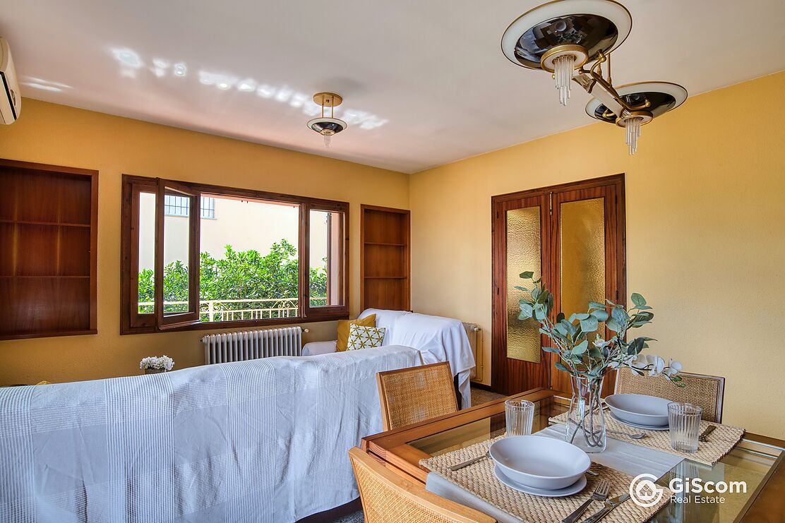 Fantastic detached house in Mas Ambrós.