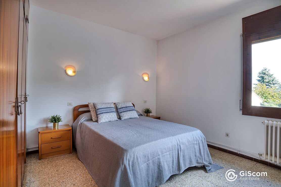 Fantastic detached house in Mas Ambrós.