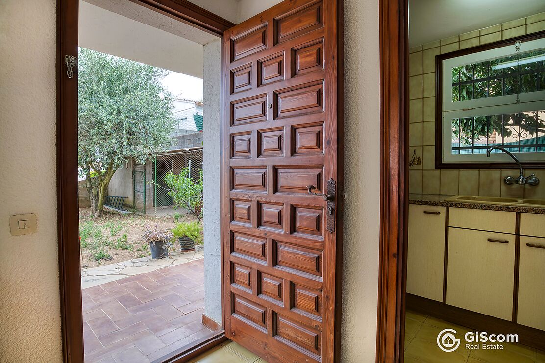 Fantastic detached house in Mas Ambrós.