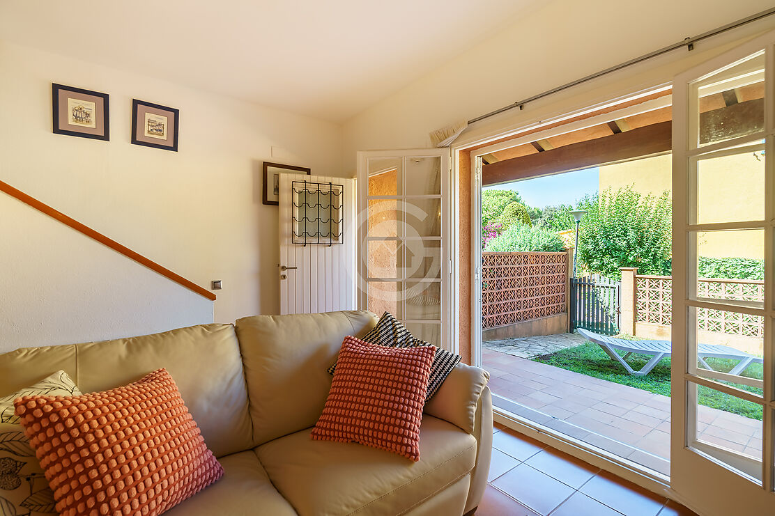 Impeccable townhouse in Calella de Palafrugell.