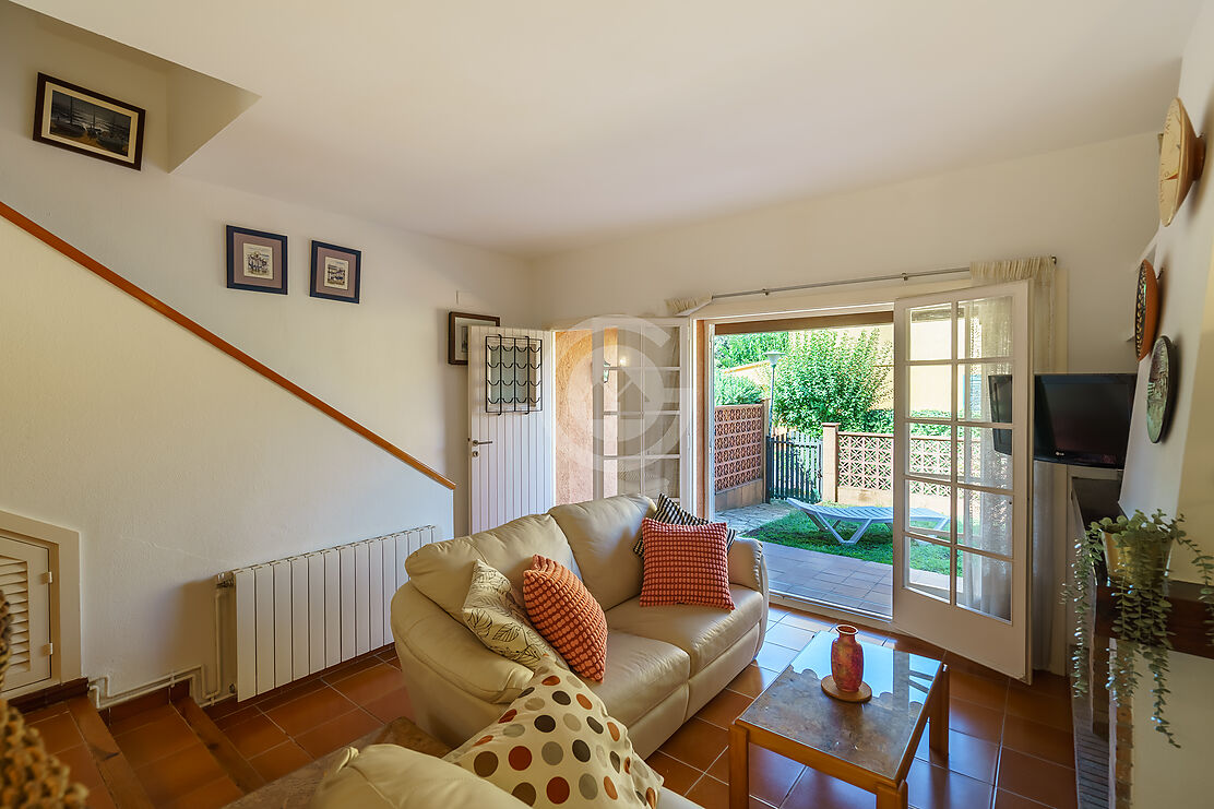 Impeccable townhouse in Calella de Palafrugell.