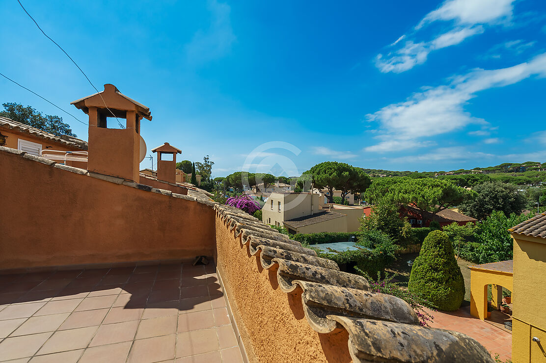 Impeccable townhouse in Calella de Palafrugell.