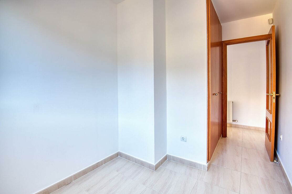 Nice duplex in Palafrugell, 3 bedrooms, parking and storage room.