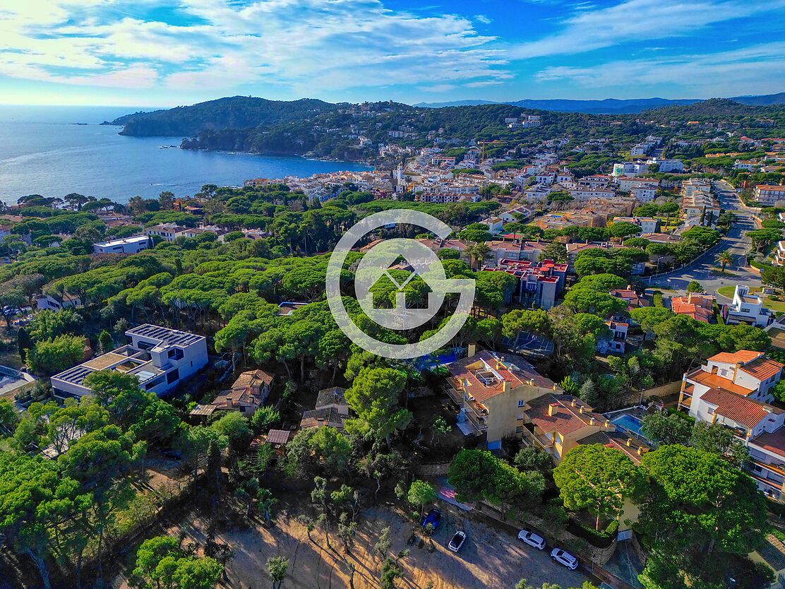 Welcome to the Mediterranean charm of Llafranc!