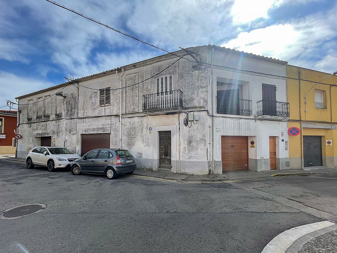Land for sale near the centre of Palafrugell