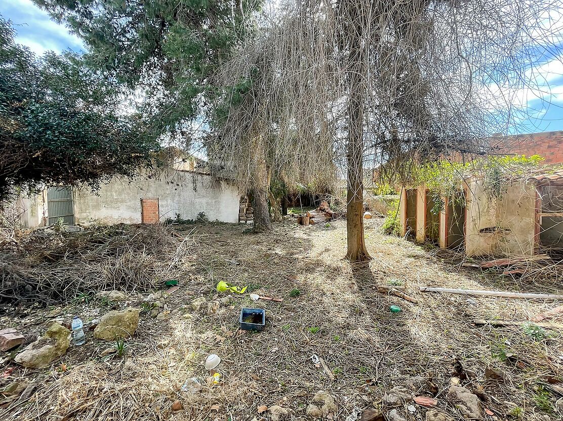 Land for sale near the centre of Palafrugell